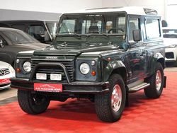 Grün Gebraucht 1999 Land Rover Defender S SUV | 19.950 €