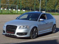 Silber Gebraucht 2008 Audi S3 Sport Limousine | 12.700 €