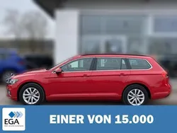 Rot Gebraucht 2022 VW Passat Business Kombi | 24.570 € (Guter Preis)