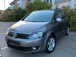 Braun Gebraucht 2010 VW Golf Plus Cross Van / Kleinbus | 5.650 € (Fairer Preis)