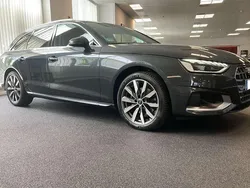Grau Gebraucht 2023 Audi A4 Advanced Kombi | 32.500 € (Fairer Preis)