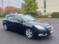 Schwarz Gebraucht 2012 Opel Insignia Selection Kombi | 3.700 € (Fairer Preis)
