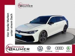 Oryxweiß perleffekt Gebraucht 2025 VW Passat R-line Kombi | 48.500 € (Guter Preis)