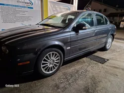 Grau Gebraucht 2009 Jaguar X-type Classic Limousine | 4.455 € (Fairer Preis)
