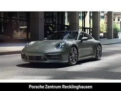 Gruen Gebraucht 2023 Porsche 911 Carrera 4S Coupé | 142.890 € (Etwas zu teuer)