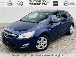 Royal blau Gebraucht 2011 Opel Astra Design Edition Limousine | 7.980 € (Fairer Preis)