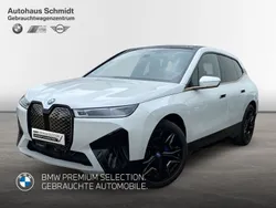 Mineralweiß Gebraucht 2024 BMW iX Sport Line SUV | 76.990 € (Fairer Preis)