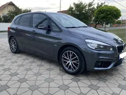 Grau Gebraucht 2016 BMW 218 Active Tourer Sport Line Van / Kleinbus | 10.300 € (Etwas zu teuer)
