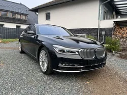 Schwarz Gebraucht 2018 BMW 750L Comfort Edition Limousine | 33.500 € (Superpreis)