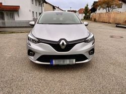 Silber Gebraucht 2021 Renault Clio V Experience Kleinwagen | 14.000 € (Guter Preis)