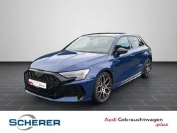 Ascariblau metallic (metallic) Gebraucht 2024 Audi RS3 Sportback Comfort Kleinwagen | 65.900 € (Fairer Preis)