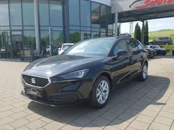 Schwarz metallic Neu 2025 Seat Leon Style Limousine | 27.550 € (Superpreis)