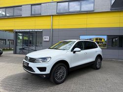 Pure white Gebraucht 2017 VW Touareg Terrain Tech SUV | 25.990 € (Fairer Preis)