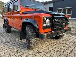 Orange Gebraucht 2016 Land Rover Defender SUV | 88.500 €