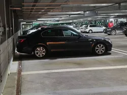 Schwarz Gebraucht 2009 BMW 523 Exclusive Limousine | 10.000 € (Etwas zu teuer)