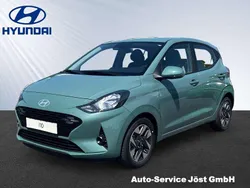 Mic (gruen Gebraucht 2025 Hyundai i10 Trend Kleinwagen | 17.290 € (Fairer Preis)