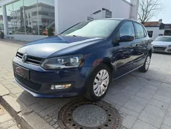 Blau Gebraucht 2011 VW Polo Comfortline Limousine | 6.699 € (Guter Preis)