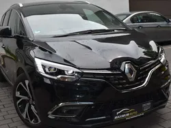 Black pearlschwarz (schwarz) Gebraucht 2022 Renault Scénic IV Van / Kleinbus | 24.444 € (Teuer)