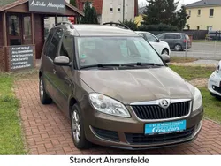 Braun Gebraucht 2013 Skoda Roomster Plus Edition Kombi | 8.790 € (Teuer)