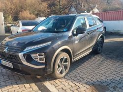 Schwarz Gebraucht 2022 Mitsubishi Eclipse Cross Select SUV | 25.500 € (Etwas zu teuer)