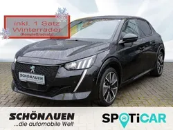 Schwarz Gebraucht 2021 Peugeot e-208 GT Kleinwagen | 22.450 € (Teuer)