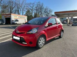 Rot Gebraucht 2013 Toyota Aygo Cool Kleinwagen | 3.250 € (Guter Preis)