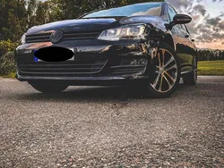 Schwarz Gebraucht 2015 VW Golf VII LOUNGE Limousine | 10.200 € (Fairer Preis)