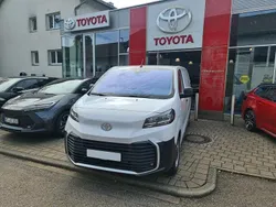 Weiß Gebraucht 2024 Toyota Proace Van | 27.250 € (Guter Preis)