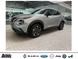 Silver metallic (ky0g) Gebraucht 2024 Nissan Juke N-Connecta SUV | 19.670 € (Guter Preis)