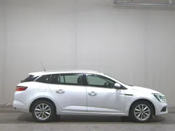 Weiss Gebraucht 2019 Renault Mégane IV Life Limousine | 11.980 € (Guter Preis)