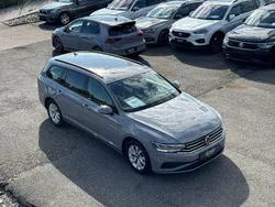 Grau Gebraucht 2022 VW Passat Kombi | 20.950 € (Fairer Preis)