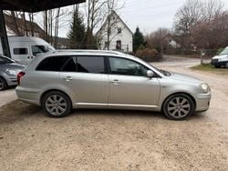 Gebraucht 2008 Toyota Avensis Travel Kombi | 2.500 € (Guter Preis)
