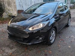 Schwarz Gebraucht 2014 Ford Fiesta SYNC Edition Kleinwagen | 5.300 € (Fairer Preis)