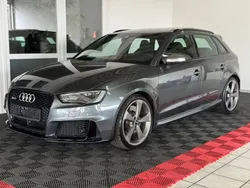 Grau Gebraucht 2015 Audi RS3 Sportback Sport Kleinwagen | 30.990 € (Guter Preis)