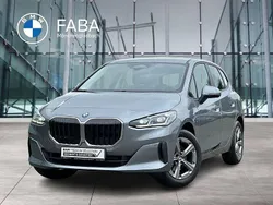 Grau Gebraucht 2024 BMW 218 Active Tourer Performance Van / Kleinbus | 33.990 € (Fairer Preis)