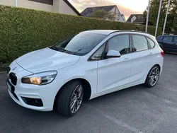 Weiß Gebraucht 2015 BMW 218 Active Tourer Van / Kleinbus | 8.950 € (Fairer Preis)
