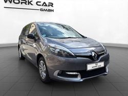 Grau Gebraucht 2015 Renault Scénic III LIMITED Van / Kleinbus | 5.999 € (Guter Preis)