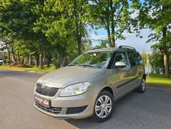 Beige Gebraucht 2015 Skoda Roomster Ambition Kombi | 6.999 € (Fairer Preis)