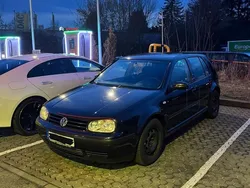 Schwarz Gebraucht 2002 VW Golf IV Limousine | 1.999 € (Teuer)