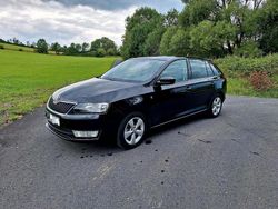 Schwarz Gebraucht 2014 Skoda Rapid Limousine | 8.400 € (Etwas zu teuer)
