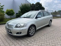 Gold Gebraucht 2008 Toyota Avensis Travel Kombi | 2.490 € (Superpreis)