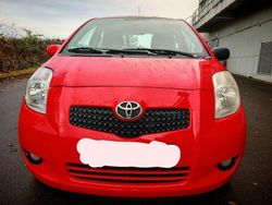 Rot Gebraucht 2008 Toyota Yaris Executive Limousine | 2.599 € (Guter Preis)