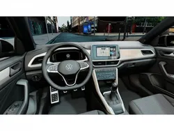 Schwarz Gebraucht 2024 VW T-Roc Cabriolet Beats Cabrio | 29.049 € (Fairer Preis)