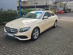 Beige Gebraucht 2016 Mercedes E220 Avantgarde Limousine | 12.500 € (Teuer)
