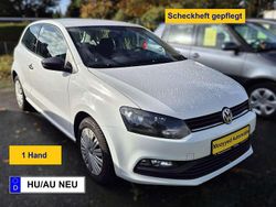 Pure white Gebraucht 2014 VW Polo Trendline Kleinwagen | 5.800 €