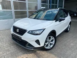 Weiß Gebraucht 2024 Seat Arona FR SUV | 18.500 € (Guter Preis)