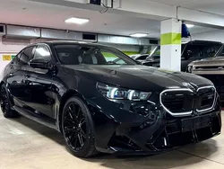 Black sapphire metallic Neu 2025 BMW M5 Performance Limousine | 159.800 € (Teuer)