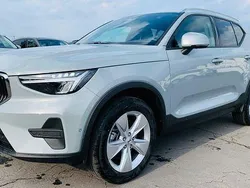 Grau Gebraucht 2025 Volvo XC40 SUV | 39.990 € (Fairer Preis)