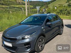 Grau Gebraucht 2020 Kia XCeed SUV | 16.200 € (Fairer Preis)