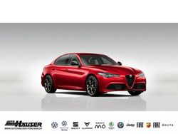 Rot Neu 2025 Alfa Romeo Giulia Limousine | 59.975 € (Etwas zu teuer)